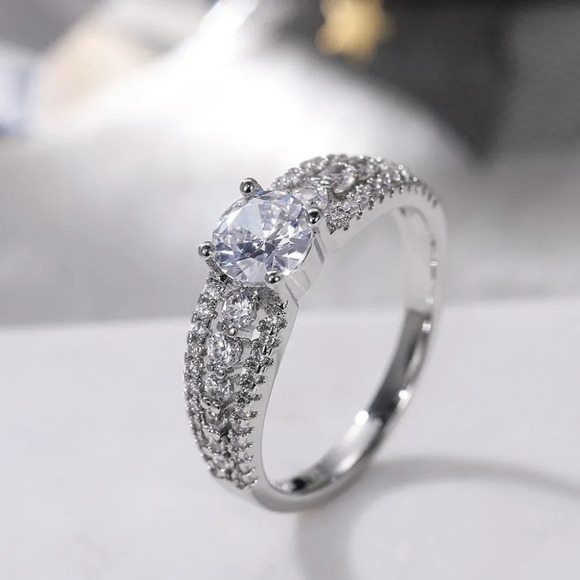 😍Diamond Shiny CZ Romantic Pure Silver Dainty Wedding Ring for Women, K868